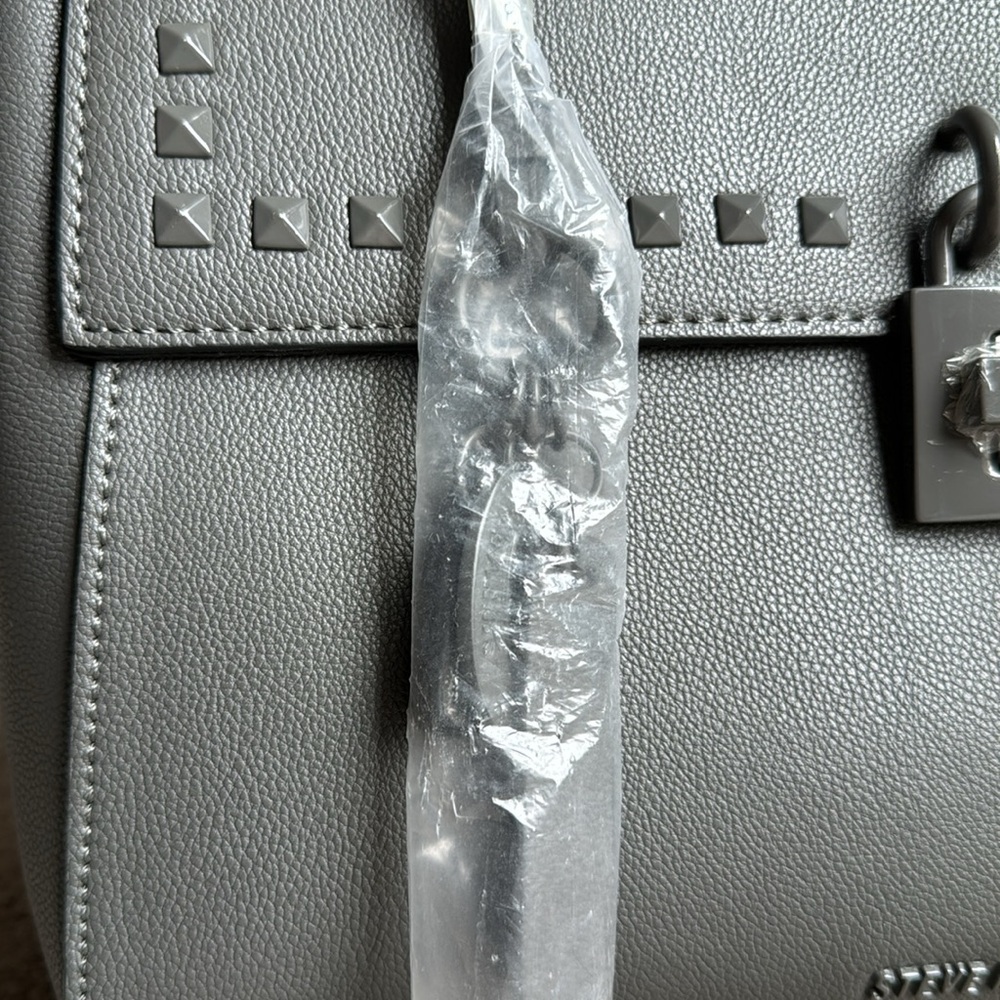 STEVE MADDEN gray Handbag, NWT! - Picture 3 of 10